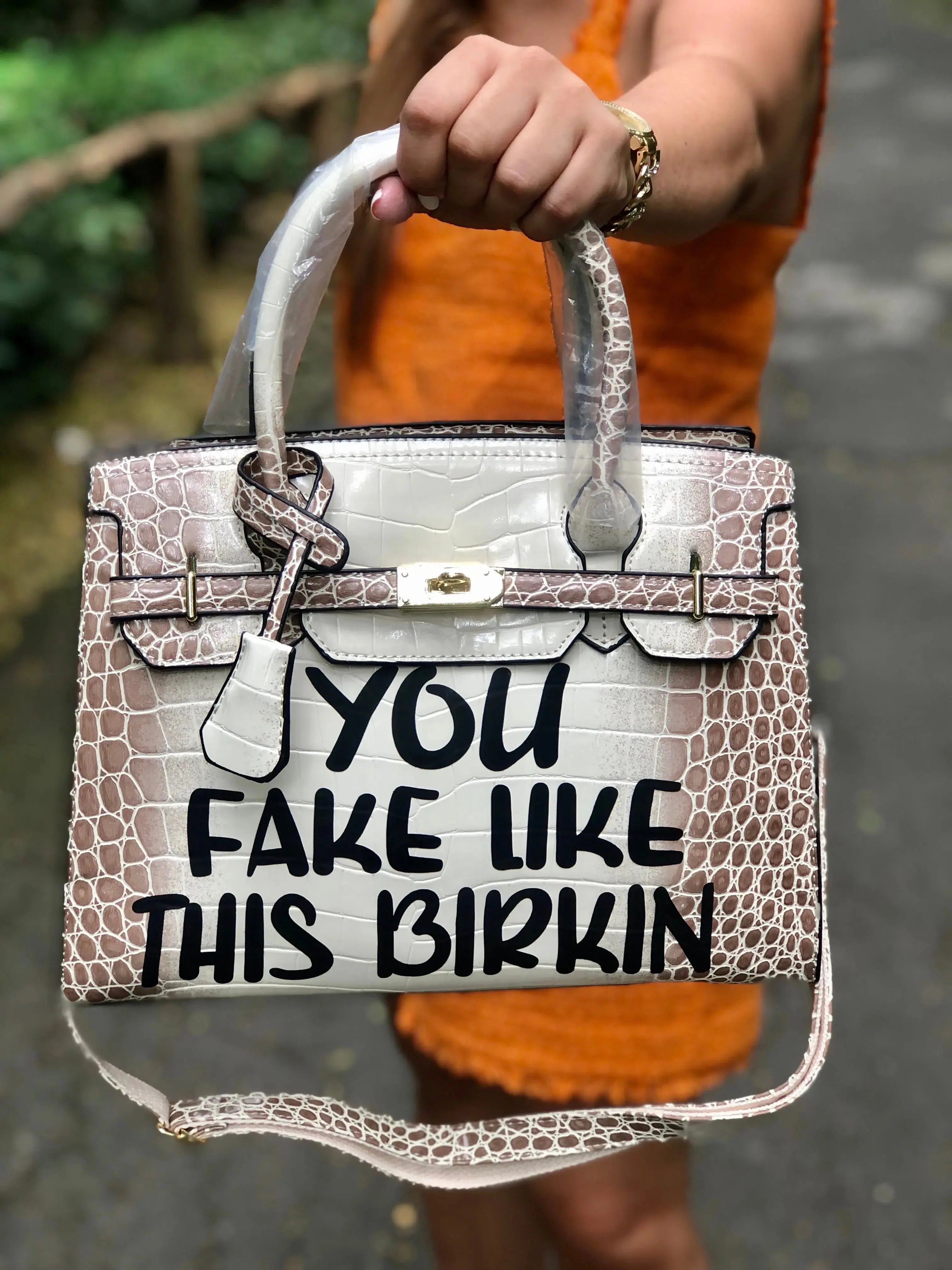 Crocodile Platinum Crossbody Bag | Travellers Hat Boutique