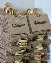 Carica l'immagine nel visualizzatore di Gallery, Jute Tote with Bamboo Handle | 60pcs Travellers Hat Boutique
