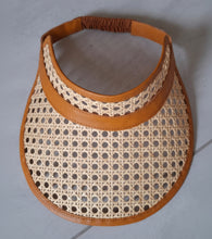 Carica l'immagine nel visualizzatore di Gallery, Woven visor with brown leather trim on a gray background
