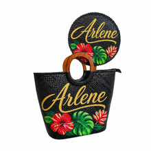 Carica l'immagine nel visualizzatore di Gallery, Hand-Painted Bayong with Fan Set
