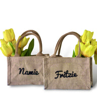 Carica l&#39;immagine nel visualizzatore di Gallery, Mini Embroidery Handle Tote Bag - Travellers Hat Boutique
