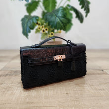 Lataa kuva Galleria-katseluun, Inabel Clutch
