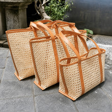 Carica l'immagine nel visualizzatore di Gallery, Solihiya Cane Genuine Leather Tote
