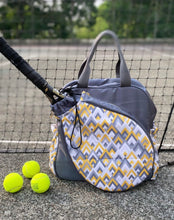 Carica l&#39;immagine nel visualizzatore di Gallery, Badminton Bag
