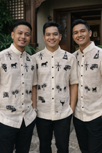 Carica l'immagine nel visualizzatore di Gallery, Men's Barong Hand Embroidered Design
