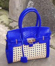 Carregar imagem no visualizador da galeria, 25cm Solihiya Birkin with Snake Skin Leather
