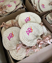 Cargar imagen en el visor de la galería, Wedding Handmade Fans
