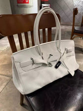 Charger l&#39;image dans la galerie, Chelsea White Handbag
