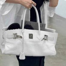 Carregar imagem no visualizador da galeria, Chelsea White Handbag
