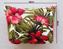 Load image into Gallery viewer, Floral PVC Tote
