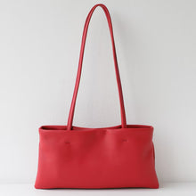 Cargar imagen en el visor de la galería, Sheepskin Leather Underarm Bag
