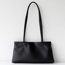 Cargar imagen en el visor de la galería, Sheepskin Leather Underarm Bag

