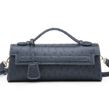 Carica l&#39;immagine nel visualizzatore di Gallery, Ostrich Envelope Bag
