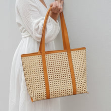 Carica l'immagine nel visualizzatore di Gallery, Solihiya Cane Genuine Leather Tote
