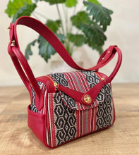 Load image into Gallery viewer, Batik Lindy Bag
