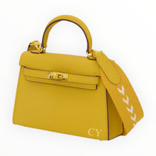 Load image into Gallery viewer, Lily Leather Tote
