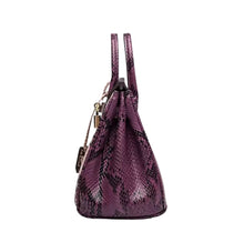 Carica l&#39;immagine nel visualizzatore di Gallery, Snake Skin Pattern Genuine Leather Bag
