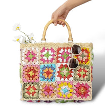 Carregar imagem no visualizador da galeria, Crochet Square Bag
