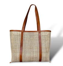 Cargar imagen en el visor de la galería, Rattan Webbing Tote
