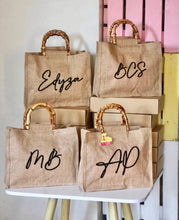 Carica l'immagine nel visualizzatore di Gallery, Personalized eco friendly tote bags with bamboo handles and custom initials from Travellers Hat Boutique

