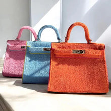 Carica l'immagine nel visualizzatore di Gallery, Terry cloth handbag
