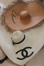 Charger l&#39;image dans la galerie, Giant Hat - CUSTOMIZE ME
