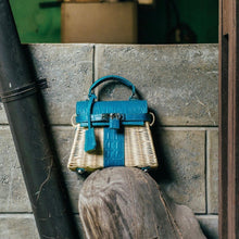 Carregar imagem no visualizador da galeria, Premium Kelly Rattan - Croco Leather
