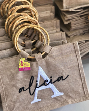 Charger l&#39;image dans la galerie, Jute Tote with Bamboo Handle
