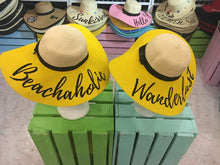 Carregar imagem no visualizador da galeria, Hand-painted Straw Hat
