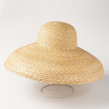 Cargar imagen en el visor de la galería, Wheat Straw Hat

