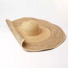 Load image into Gallery viewer, Oversize Raffia Hat
