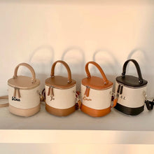 Carregar imagem no visualizador da galeria, Vintage Bucket Bag Mini
